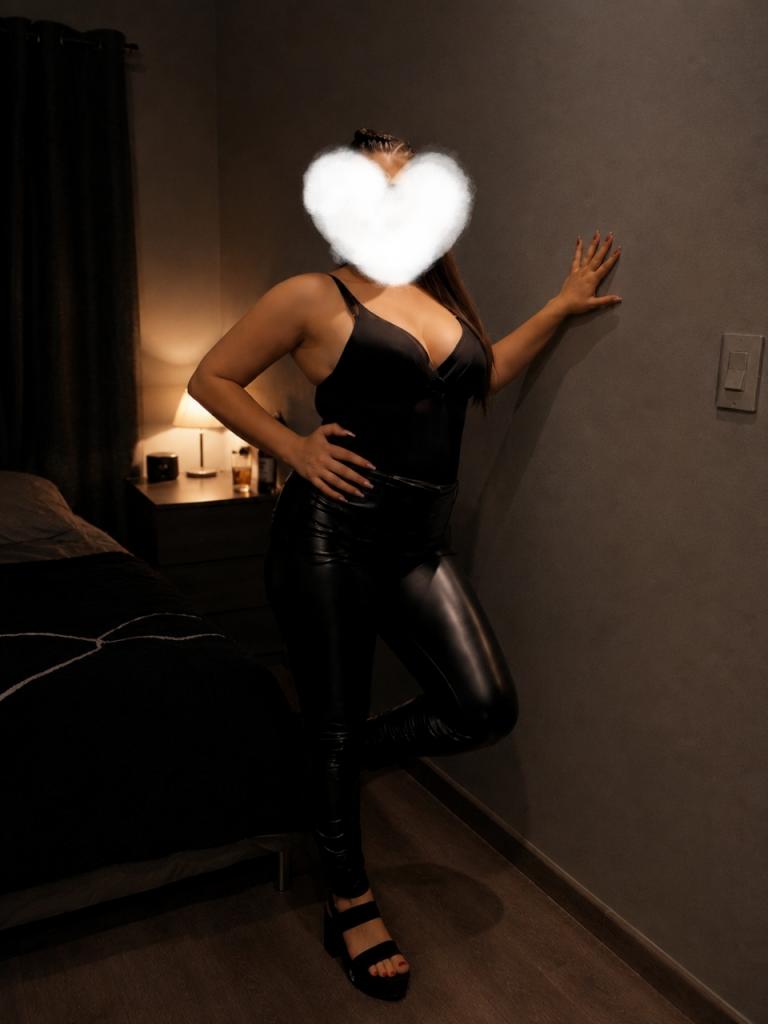 Chica busca chico en Tenerife: 