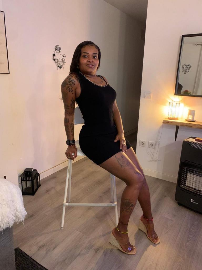 Chica busca chico en Barcelona: 