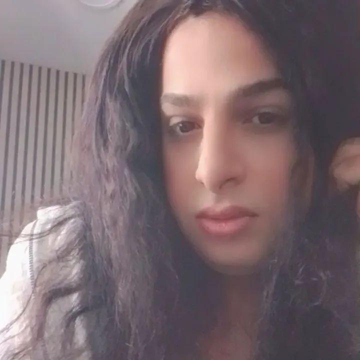 711270140: Transexual en Zaragoza