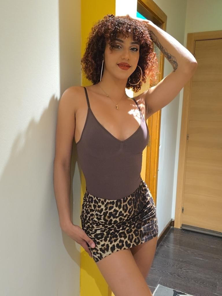 986419963: Chica busca chico en Pontevedra