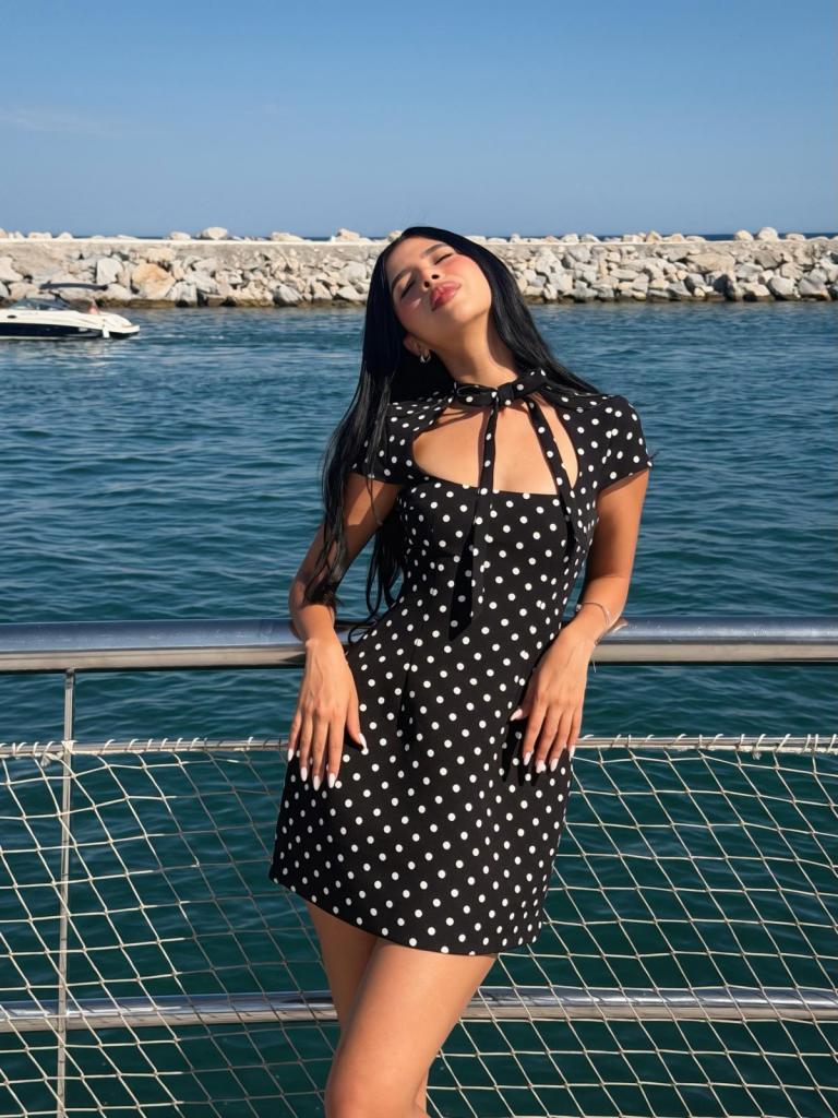 689265390: Chica busca chico en Málaga