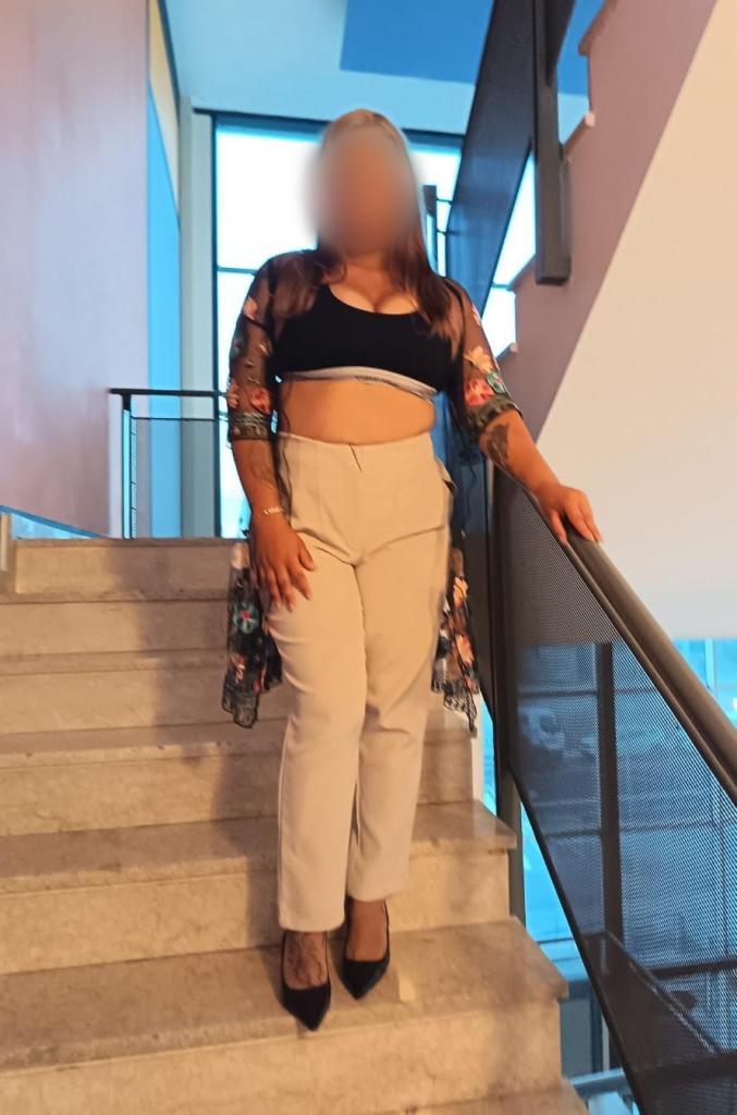 Chica busca chico en Sevilla: 