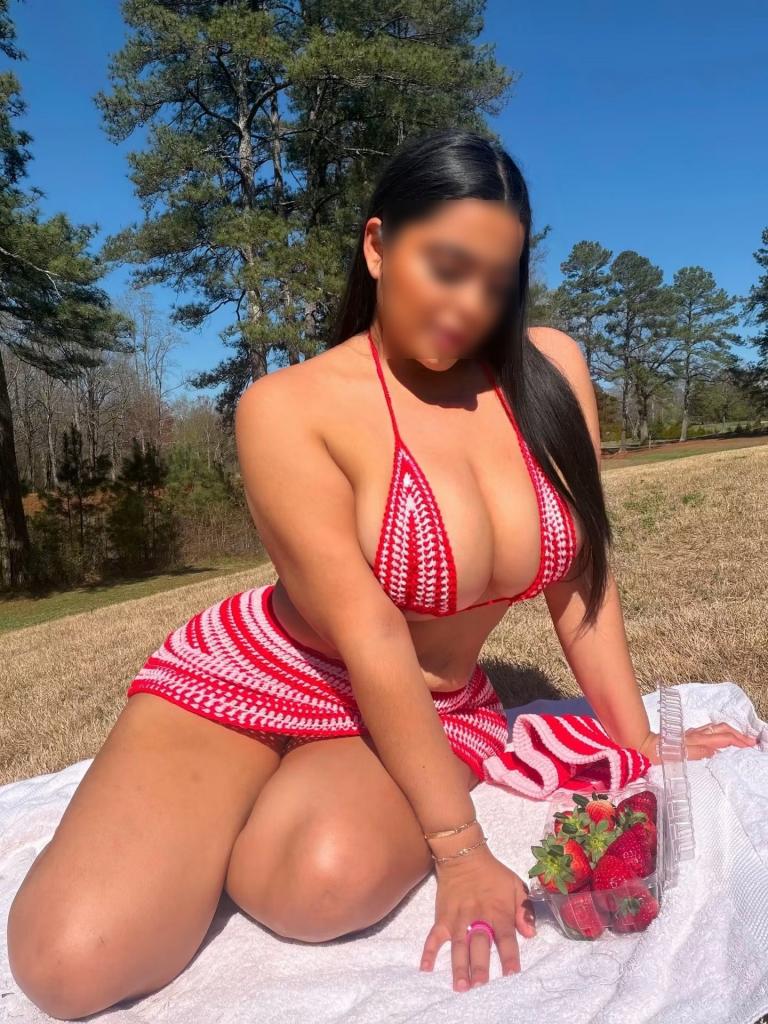 602556988: Chica busca chico en Lérida