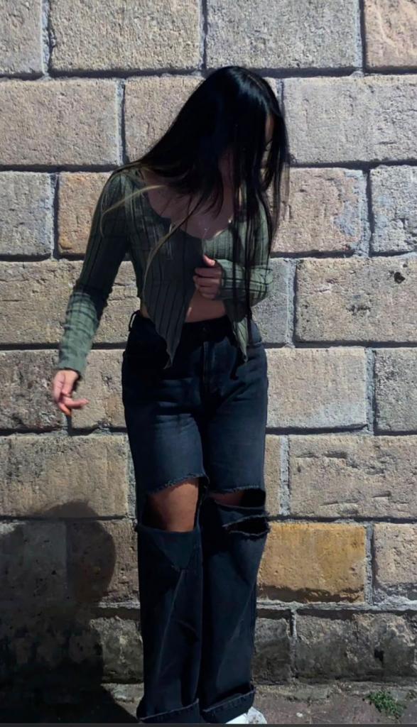 Chica busca chico en Ibiza: 