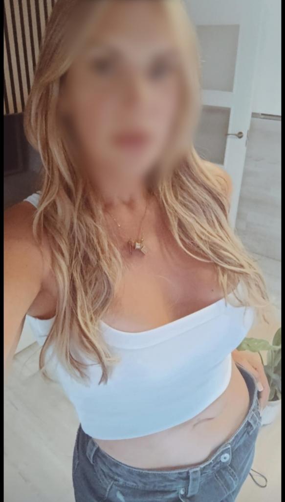 613499313: Chica busca chico en Burgos