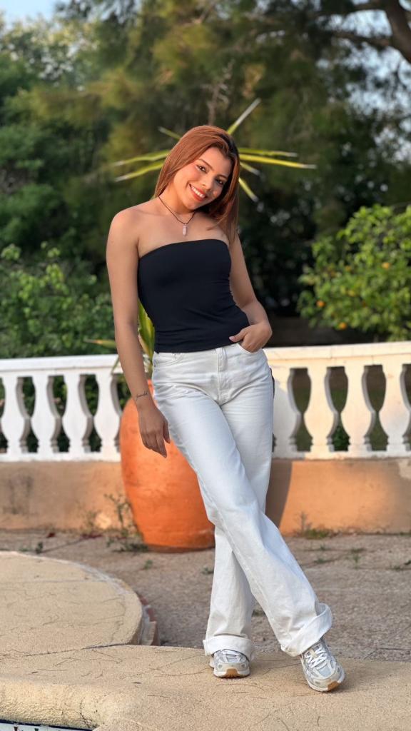 Chica busca chico en Ibiza: 