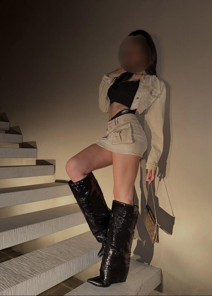 Chica busca chico en Cádiz: Chica busca chico