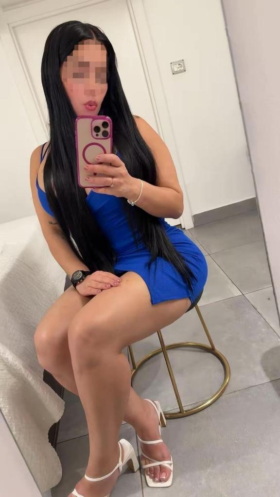 Chica busca chico en Barcelona: 