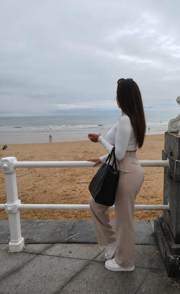 Chica busca chico en Castellón: 