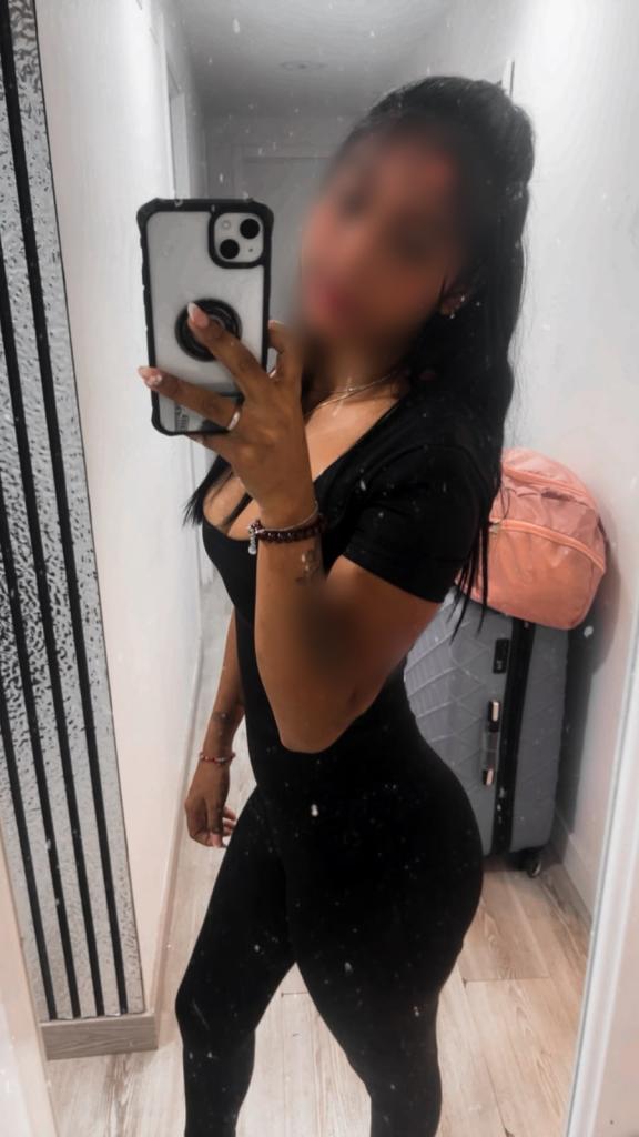 677328851: Chica busca chico en Ciudad Real