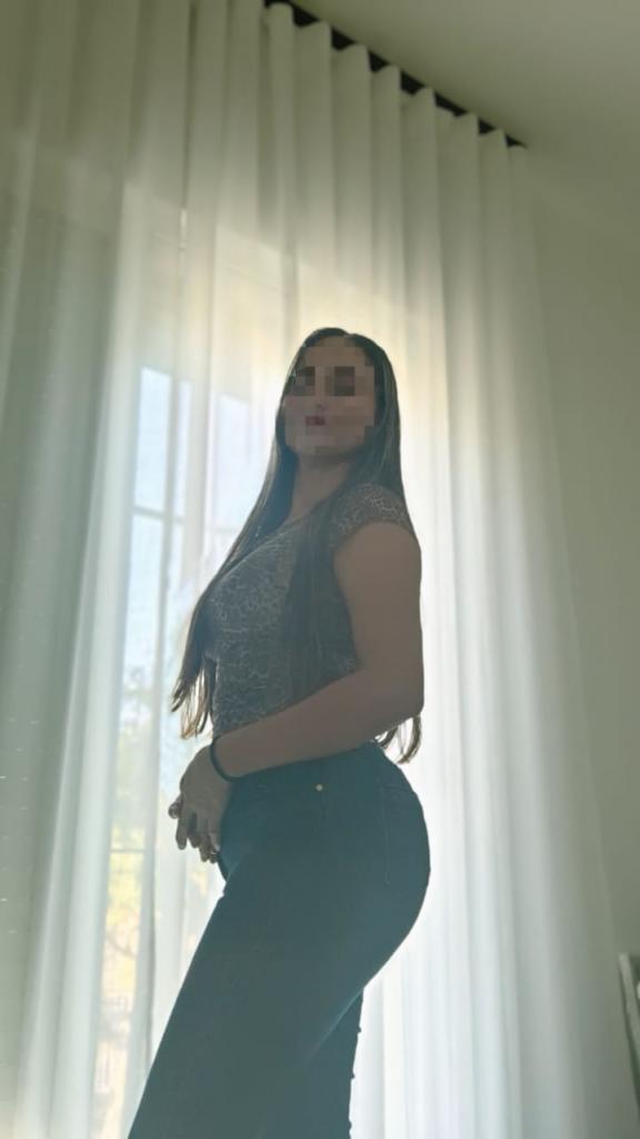 Chica busca chico en Cádiz: 