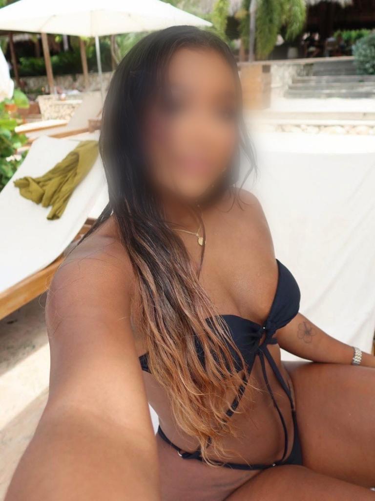 Chica busca chico en Murcia: 