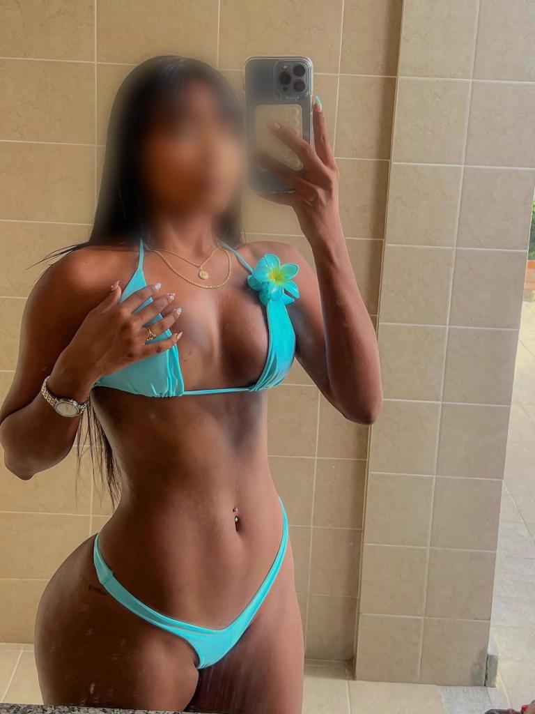 Chica busca chico en Murcia: 