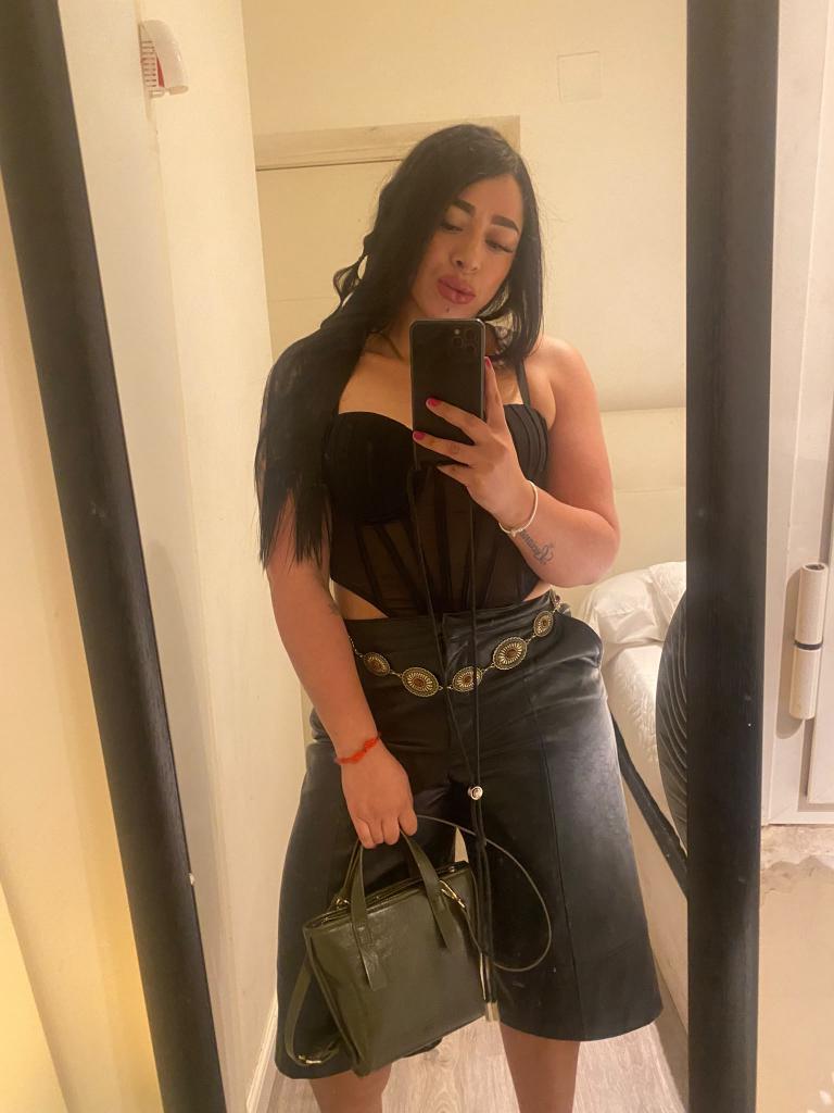 Chica busca chico en Murcia: 