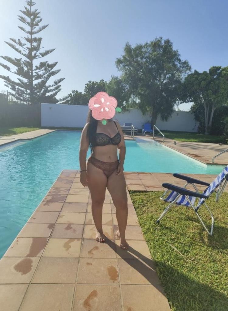 Chica busca chico en Cádiz: 