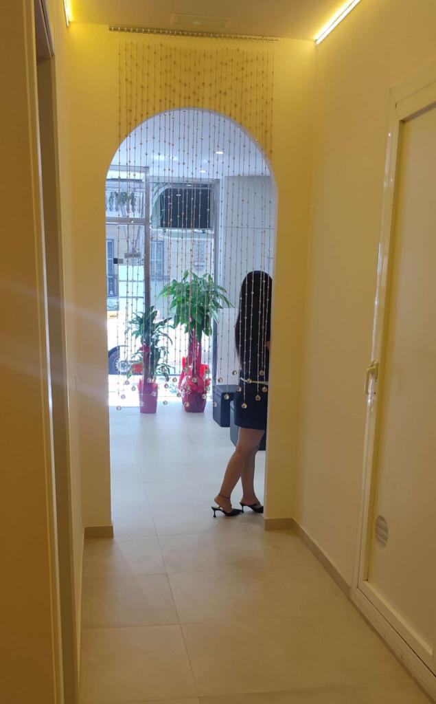 660203497: Chica busca chico en Barcelona
