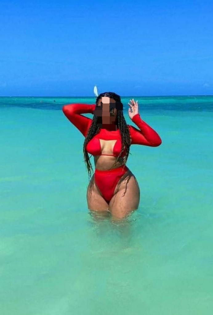 Chica busca chico en Murcia: 