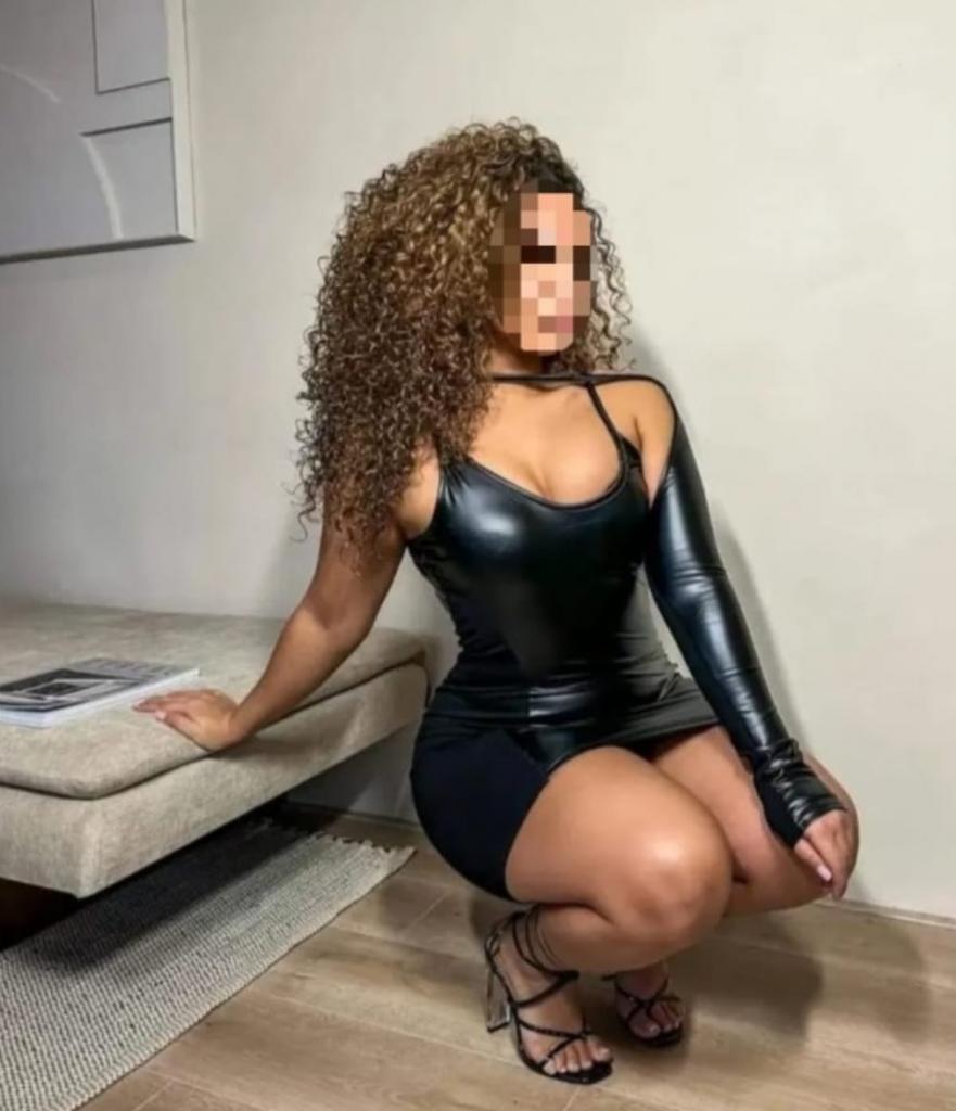 Chica busca chico en Barcelona: 