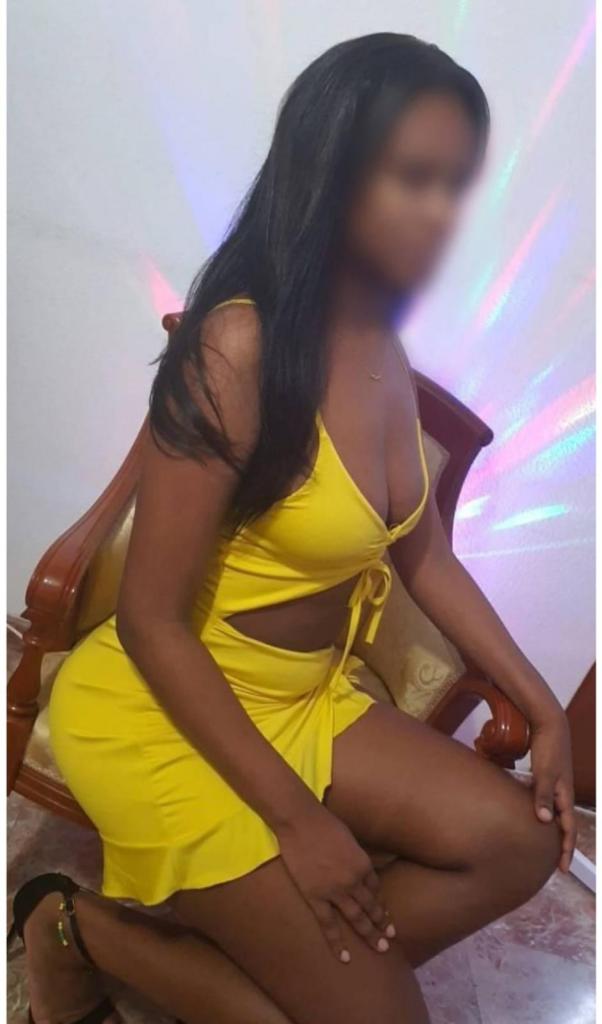 624193512: Chica busca chico en Orense