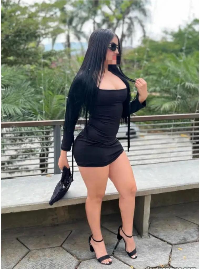 Chica busca chico en Huelva: 