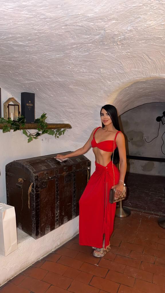 Chica busca chico en Alicante: 