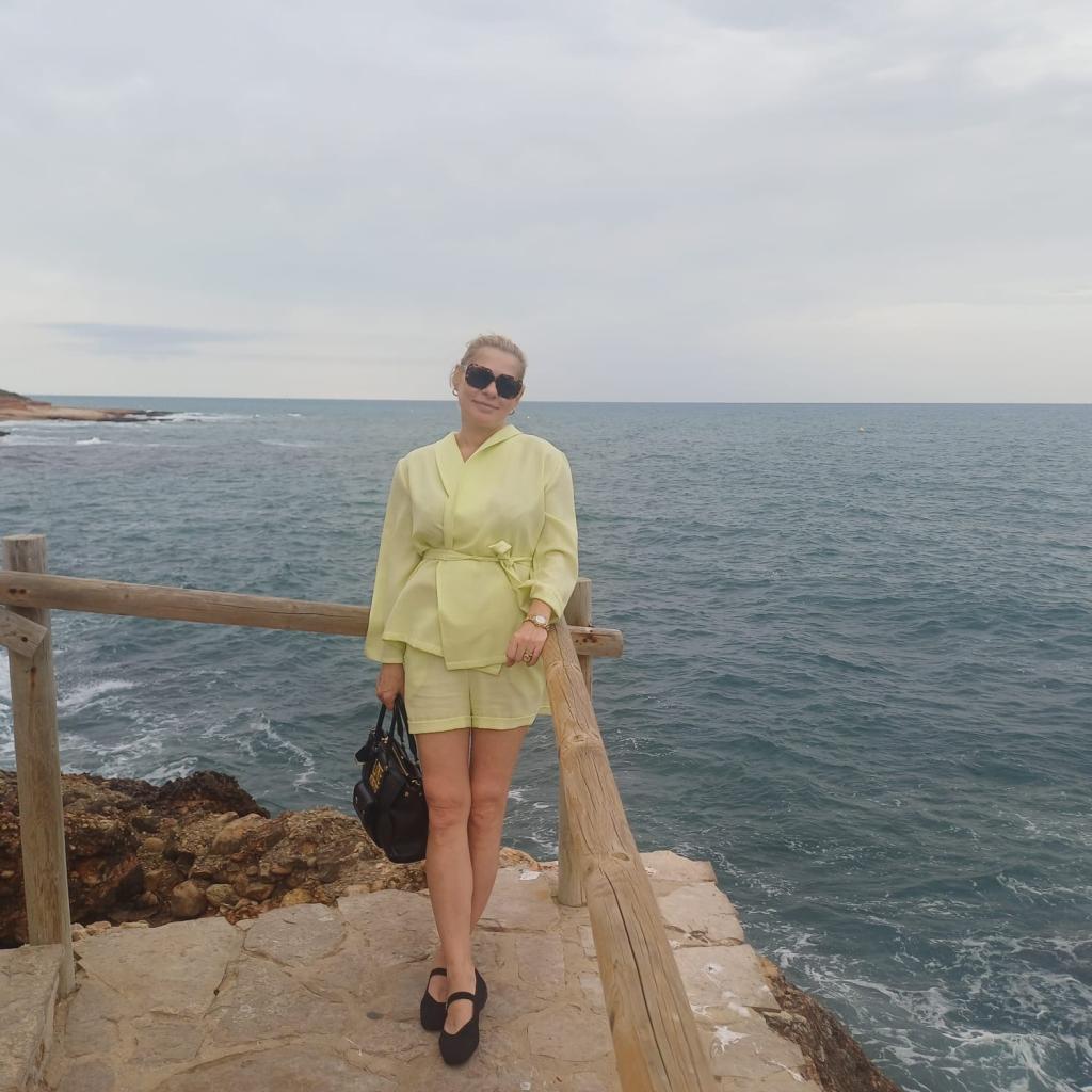 663456866: Chica busca chico en Alicante