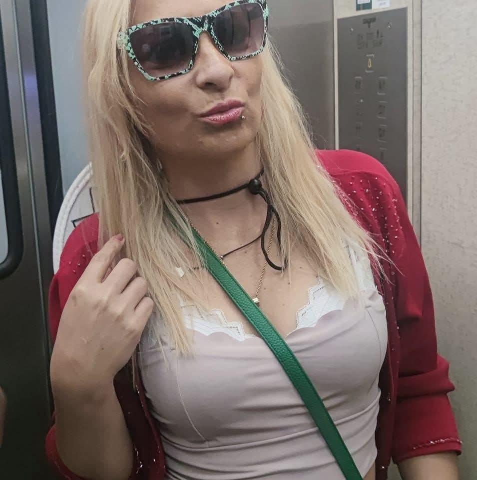 643087668: Chica busca chico en Zaragoza