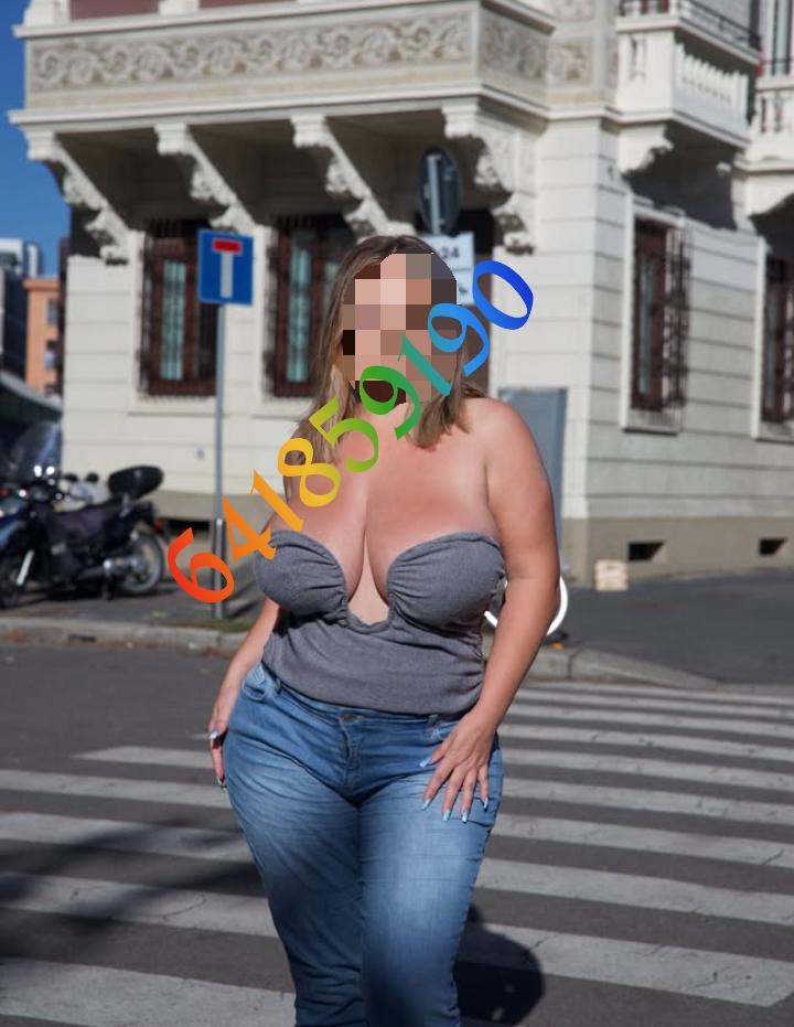 Chica busca chico en Cádiz: 