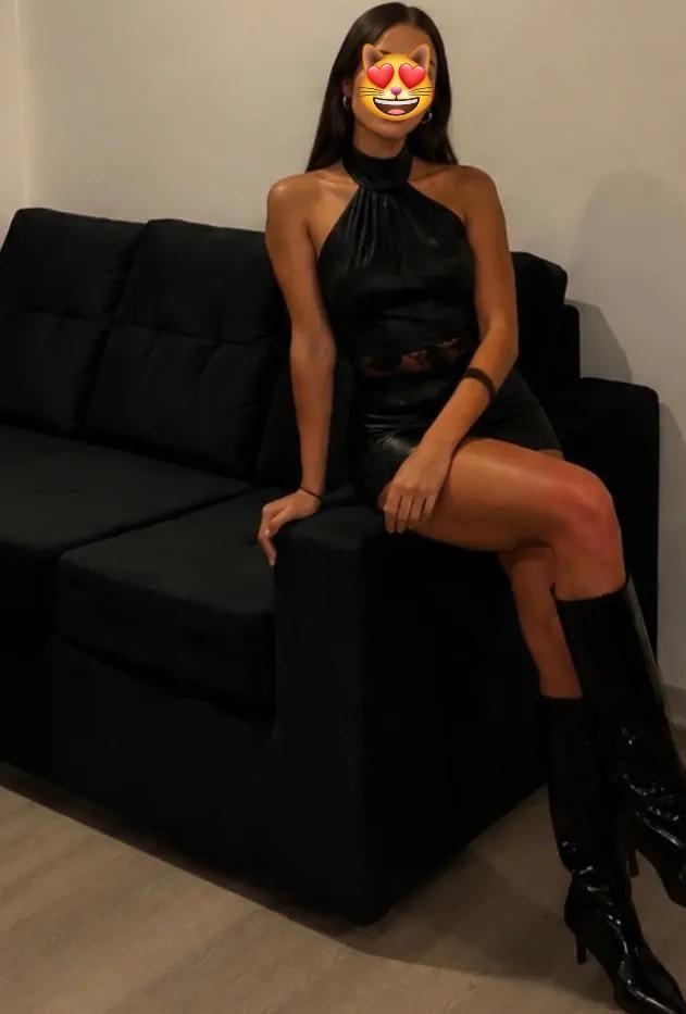Chica busca chico en Cádiz: 