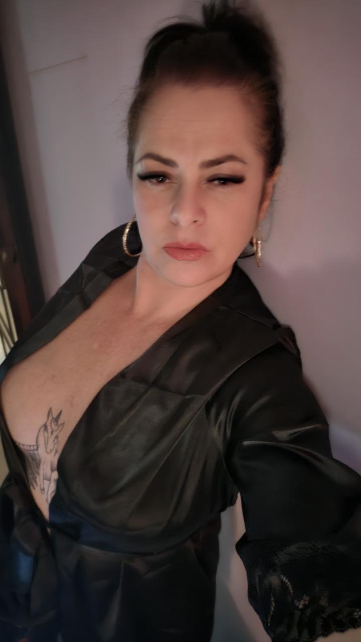 Chica busca chico en Cantabria: 