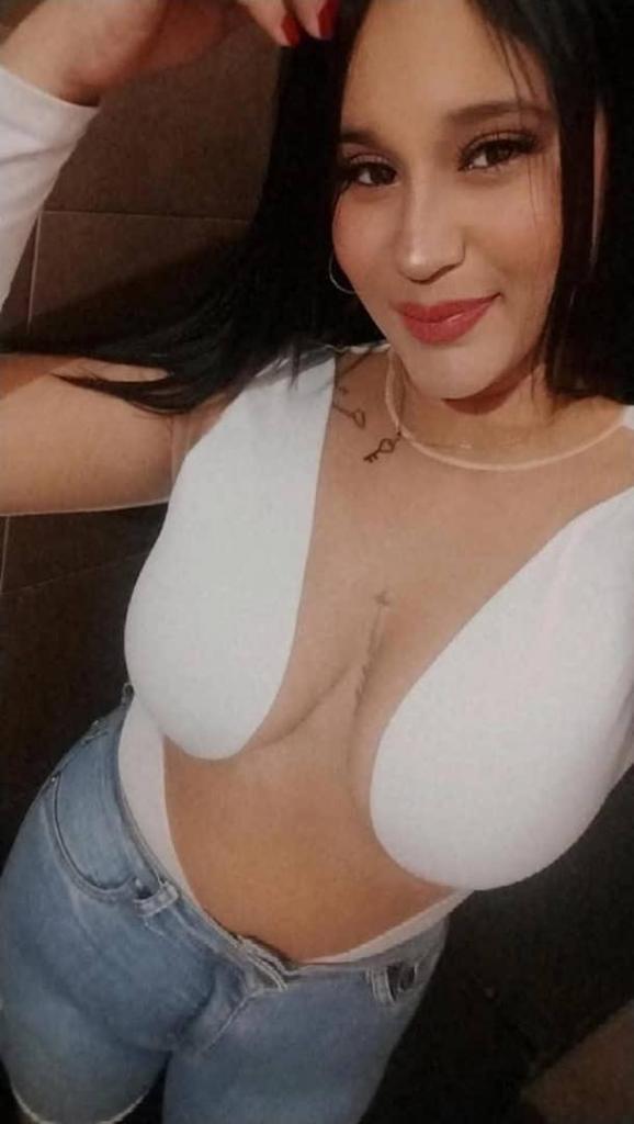 637781382: Chica busca chico en Barcelona
