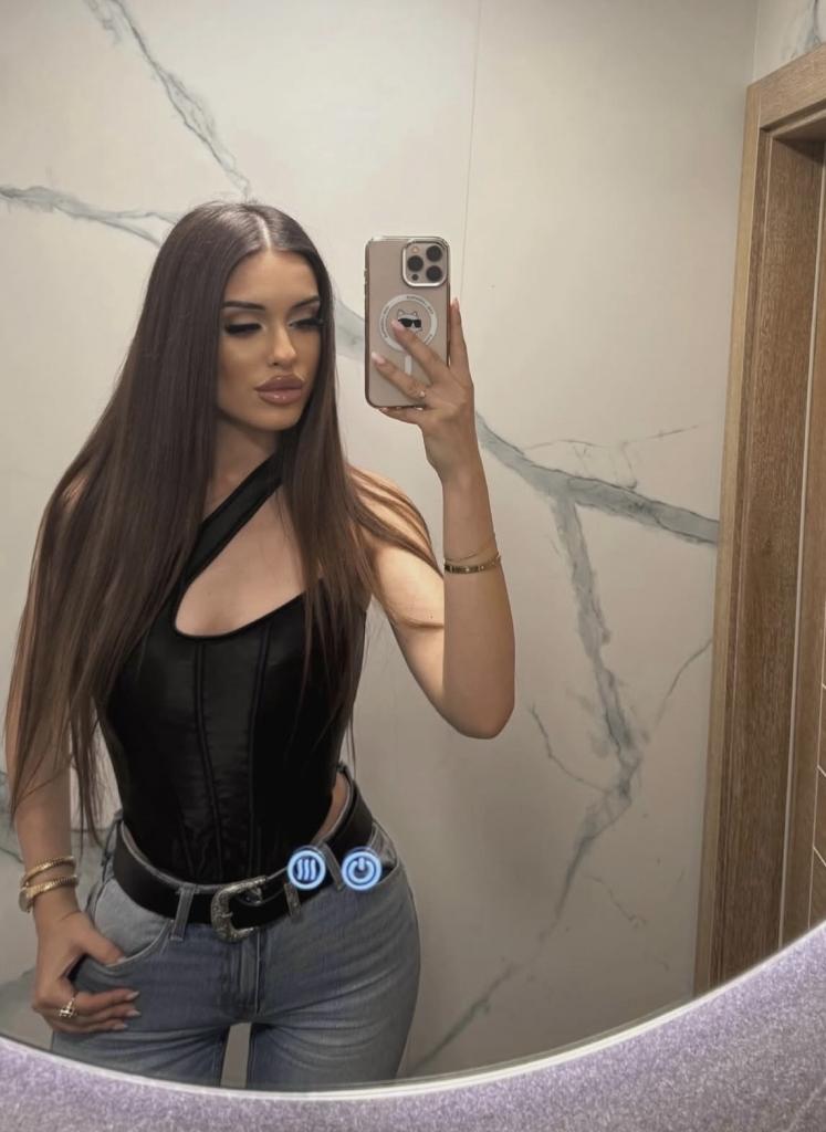 603992770: Chica busca chico en Málaga