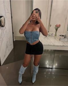602193398: Chica busca chico en La Coruña