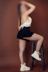 974563641: Chica busca chico en Huesca