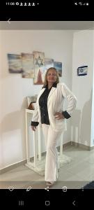 611214295: Chica busca chico en Sevilla
