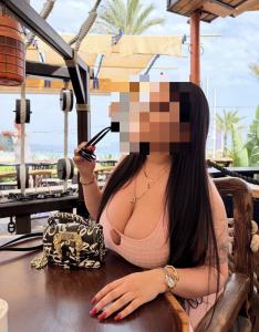 607828044: Chica busca chico en Málaga