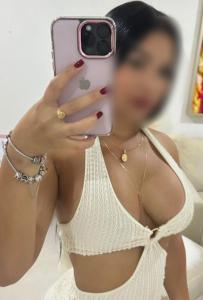 614800553: Chica busca chico en La Coruña