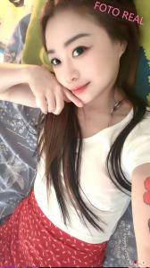 605239377: Chica busca chico en Gerona