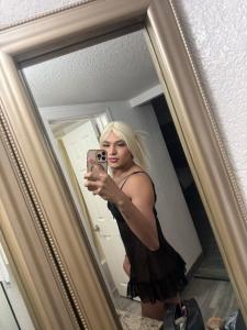 627478317: Transexual en Granada