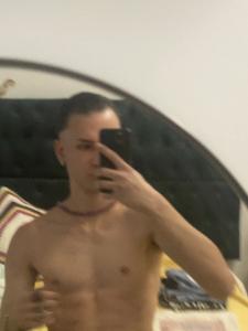 623631703: Chica busca chico en Barcelona