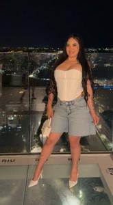 607582064: Chica busca chico en Gerona