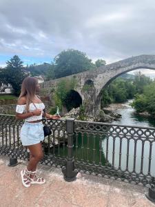 615452079: Chica busca chico en Cantabria