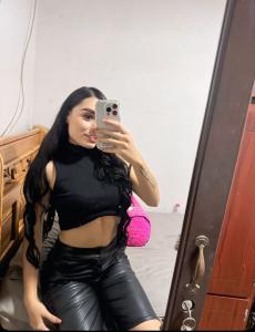 611213786: Chica busca chico en Barcelona