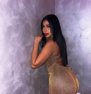 631143576: Chica busca chico en Almería