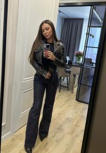 631828566: Chica busca chico en Almería