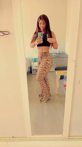 631399497: Chica busca chico en Cantabria