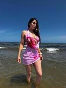 642858546: Chica busca chico en Zaragoza