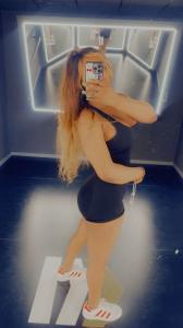 612480442: Chica busca chico en Sevilla