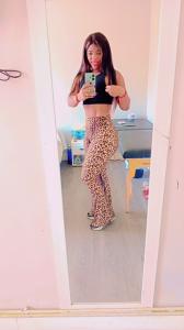 631399497: Chica busca chico en Cantabria