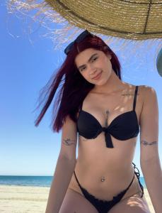 613724643: Chica busca chico en Barcelona
